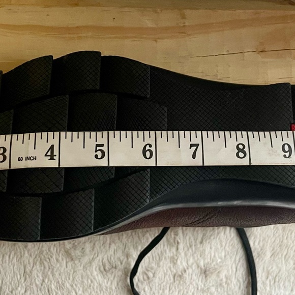 🔥PRADA Leather Shark High Top Sneakers Boots Shoes / US Size 8 4T1846 Like New! - Picture 10 of 10